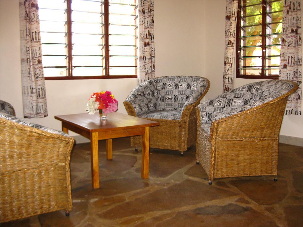 Safina Cottages Diani Beach Zimmer foto