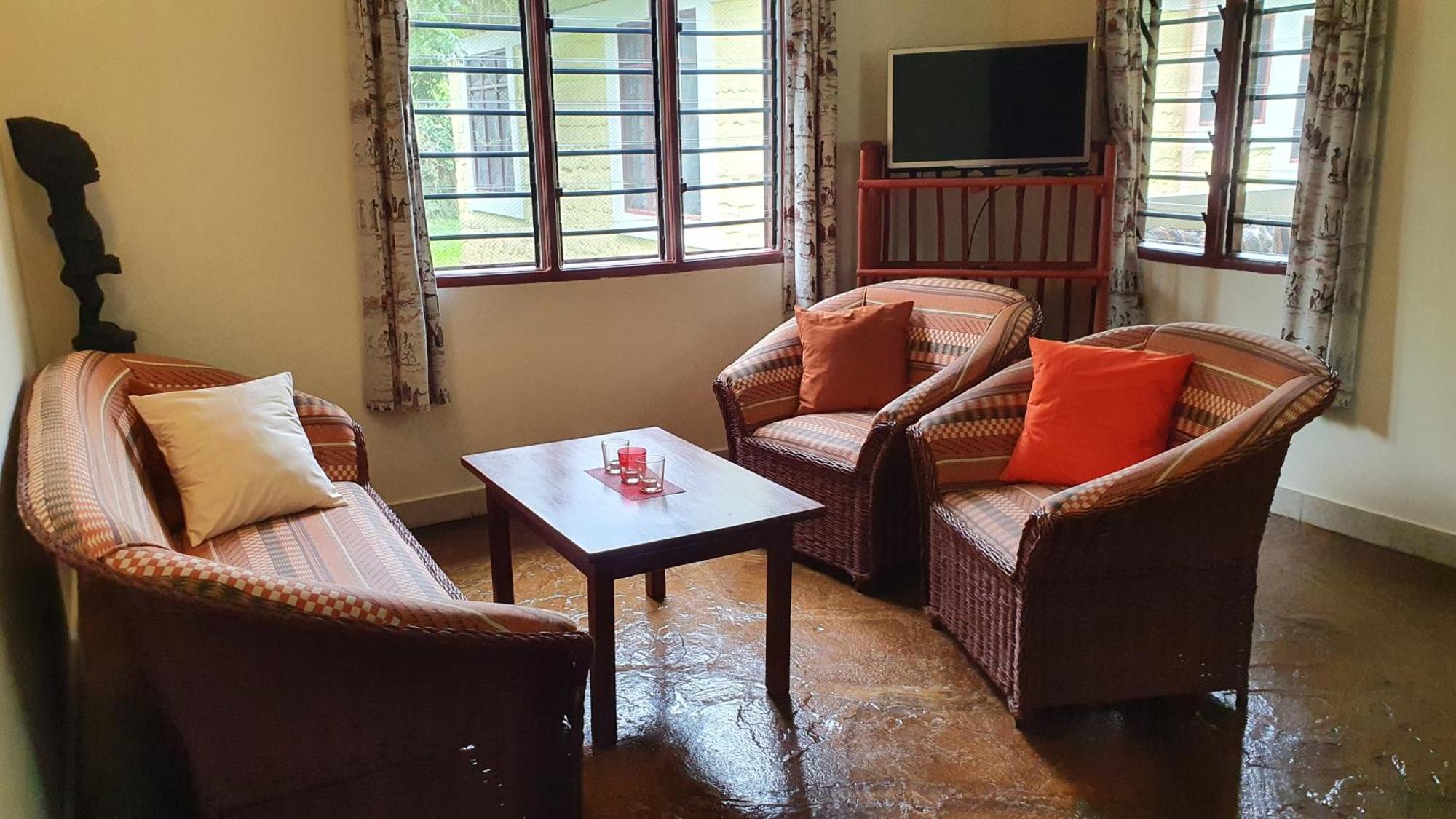 Safina Cottages Diani Beach Exterior foto